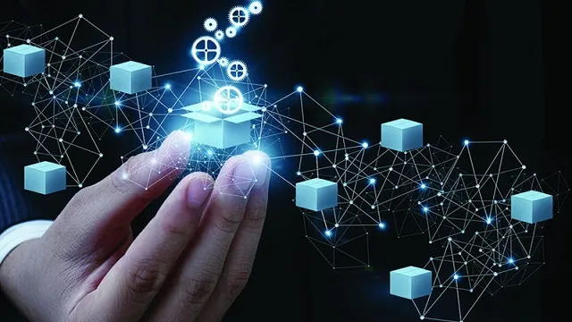 Mỗi Blockchain hoạt động tương tự như một hệ thống dữ liệu phân tán không chịu sự quản lý của bất kỳ một cơ quan nào