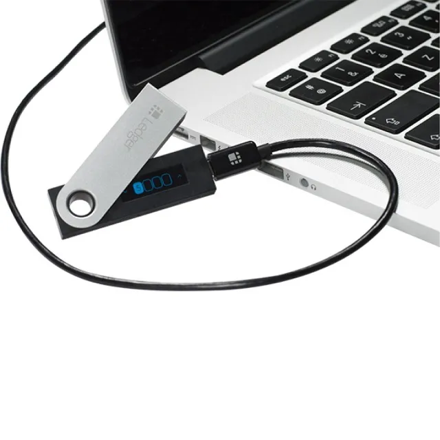 Ví lạnh Ledger Nano S phù hợp để lưu giữ đồng Bitcoin trong thời gian dài